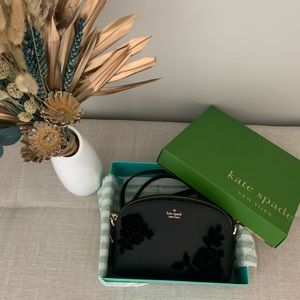 Kate Spade Cameron Street Hilli Crossbody bag! 👜